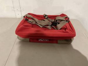 lot 332 image: Kurgo Rover Heather Red Booster Dog Car Seat