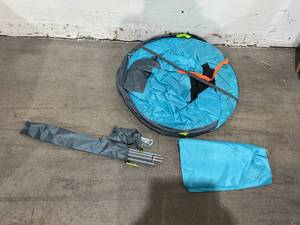 lot 117 image: Ayamaya 4 Person Pop-Up Tent - Blue