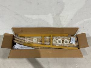 lot 243 image: Round Metal Backdrop Stand - Gold
