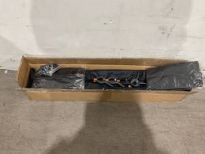lot 142 image: LCUIRC Photo Backdrop Stand, 6.5x10ft