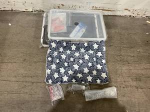 lot 158 image: HKDQ 55L Puppy Incubator Pet Brooder with Heat & Accessories
