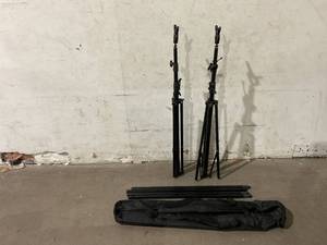 lot 304 image: SLOW DOLPHIN 10Ft Adjustable Backdrop Stand with Carry Bag