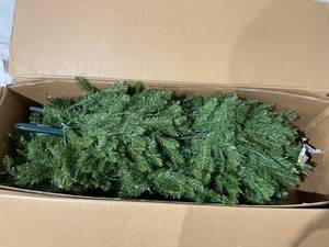 lot 20 image: National Tree Company Pre-Lit Artificial Full Christmas Tree, Green, Dunhill Fir, White Lights, Includes Stand, 6.5 Feet