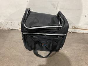 lot 166 image: Extra Large Multiple Meals Family Cooler Bag - Black