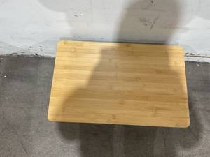 lot 170 image: Emerging Green Folding Bamboo Laptop Table