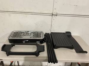 lot 42 image: Artestia Outdoor Electric Grill with Removable Stand