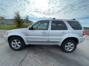 2004 Ford Escape Limited - 4X4
