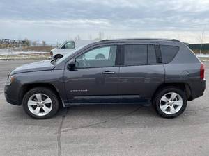 2017 Jeep Compass Sport - 1 OWNER - 4X4 - MANUAL
