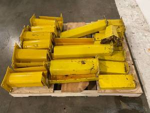 lot 6 image: Floor Guards - Quantity 26 - Various sizes