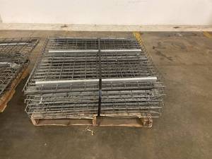 lot 9 image: 11 - 42 x various lengths Wire Deck