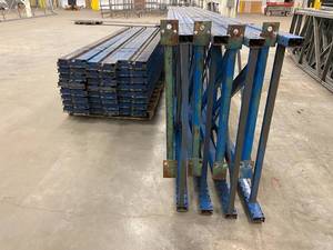 lot 56 image: Speed Rack 8 uprights and 48 crossbars