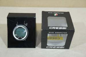 lot 17 image: Cressi Donatello Dive Computer