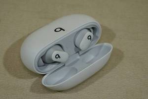lot 28 image: Beats Studio Buds True Noise Cancelling Earbuds