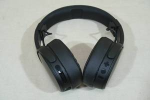 lot 29 image: Skullcandy Crusher Wireless Over Ear Headphones