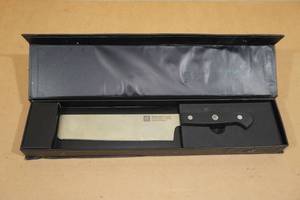 lot 124 image: Zwilling Gourmet 6-12 Butcher Knife