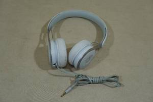 lot 152 image: Beats Wired Over-Ear Headphones