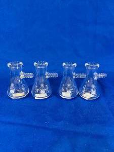 lot 46 image: 4 - 50ml Filtering Flask