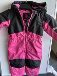 lot 150 image: Swiss Tech Youth Girls Pink and Black Snowsuit Size 2T