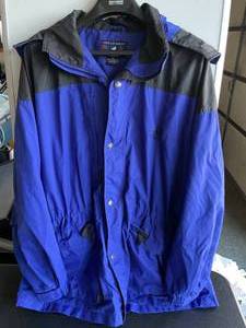 lot 151 image: Port Authority Mens Long Windbreaker Jacket Size XL