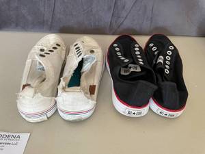 lot 169 image: &nbspConverse and Blowfish Womens Slip on Shoes Size 7.5
