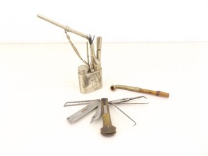 lot 36 image: Antique Chinese Etched Opium Water Pipe and Accessories