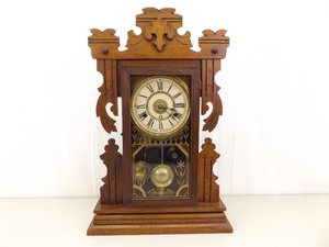 lot 73 image: Antique MINT CONDITION New Haven 8 Day ParlorMantle Clock