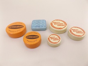 lot 44 image: Lot of 6 Collectible Vintage Watch Tins