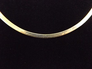 lot 53 image: LONG 14k Yellow Gold Herringbone Necklace