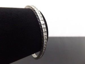 lot 61 image: .925 Sterling Silver Zirconia Bracelet