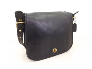 lot 83 image: Authentic Vintage Black COACH #9525 Stewardess Bag in EXCELLENT Condition