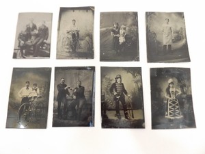 lot 91 image: Lot of 8 Antique Tin Type Photos