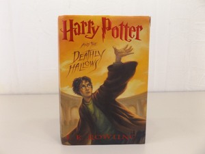 lot 98 image: First Edition First Printing J.K. Rowling Harry Potter and the Deathly Hollows