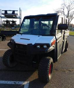 lot 3 image: 2020 Bobcat 3400 4 Door UTV with Cab