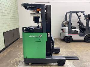 lot 11 image: 2017 Toyota 7FBRK9 Reach Forklift
