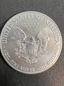 lot 19 image: 2018 AMERICAN SILVER EAGLE 1 TROY OZ .999 FINE SILVER