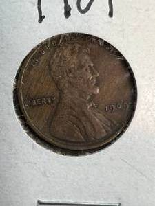 lot 41 image: 1909 US WHEAT CENT XF