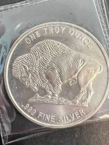 lot 60 image: 1 TROY OZ .999 FINE SILVER INDIAN BUFFALO ROUND