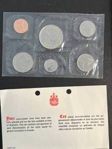 lot 79 image: 1977 CANADIAN MINT SET