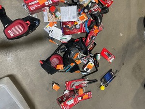 lot 3 image: Lot of assorted mechanichand tools various types and conditions customer returns