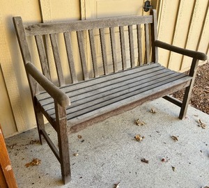 lot 100 image: Wooden Patio Bench