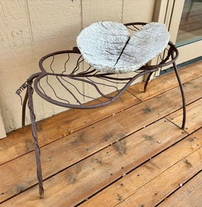 lot 161 image: Pretty Pottery and Metal Accent Table