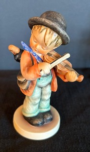 lot 172 image: Three Vintage Adorable Hummel Figurines including Hummel Figurine the Little Fiddler