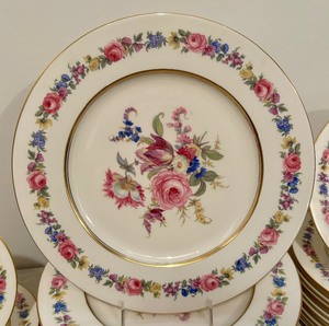 lot 21A image: Castleton Manor China Service for 12