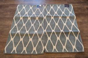 lot 256 image: Pair of New Jute Accent Rugs