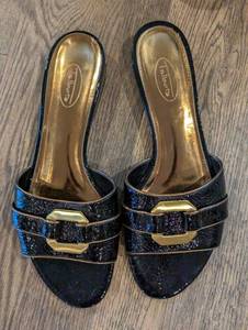 lot 260 image: Two Pairs of Womens Talbots Shoes
