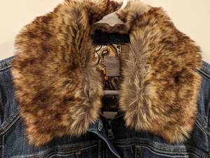 lot 261 image: New Chicos Denim Jacket with Removable Fur Collar