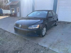 lot 1 image: 2016 Volkswagen Jetta 1.4T with 223,000 miles
