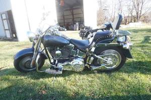 lot 4 image: Harley Davidson Motorcycle