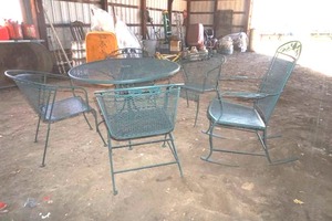 lot 20 image: wrought iron patio set with 5 chairs