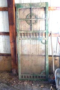 lot 45 image: antique screen door